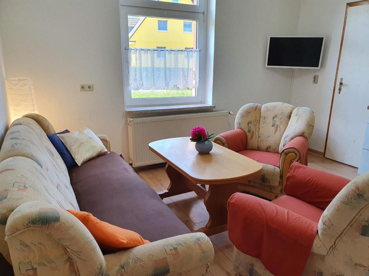 Ferienwohnung Ost - Alte Schule Sachswitz Грайц Экстерьер фото