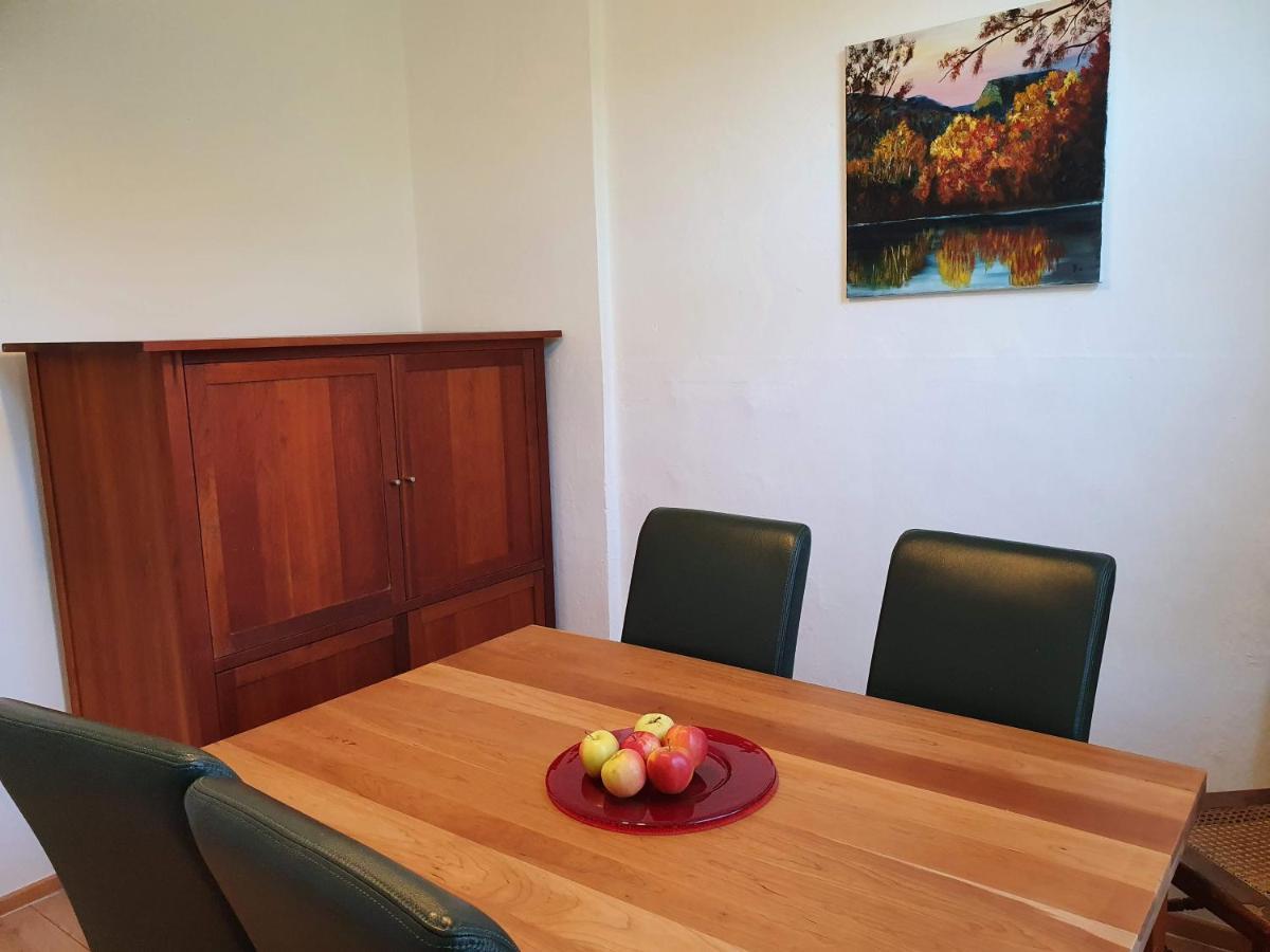 Ferienwohnung Ost - Alte Schule Sachswitz Грайц Экстерьер фото